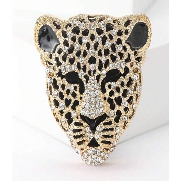 Gorgeous Leopard Brooch - Picture 7 of 7